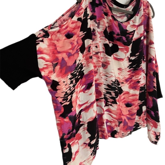 Juicy Couture Water Color Poncho oversized Beachy coastal cold shoulder top - Picture 3 of 3